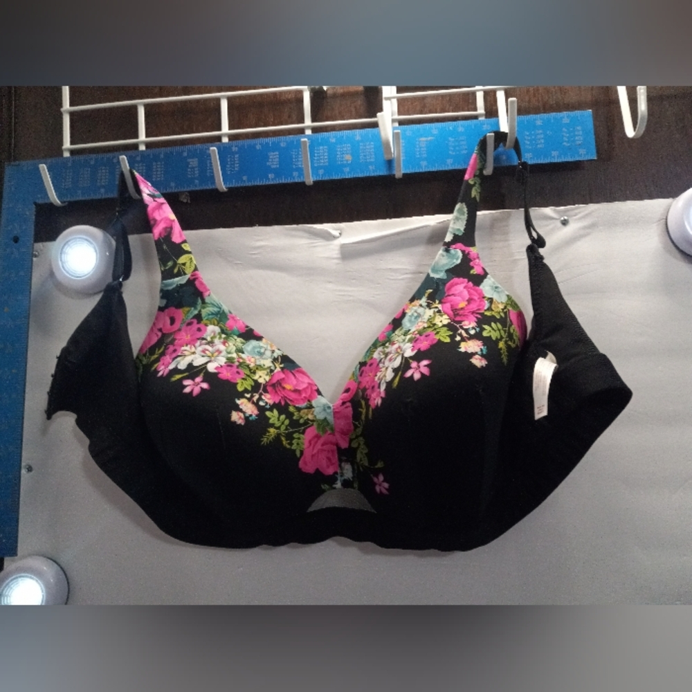 Cacique Floral Print Comfort Bliss Lightly Lined Full Coverage Feminine Bra Soft